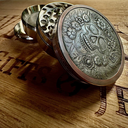Skull & Roses Engraved Aluminum Grinder